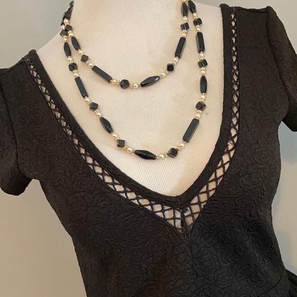 Free People Embroidered Top Vneck - Black - Small - Picture 5 of 15